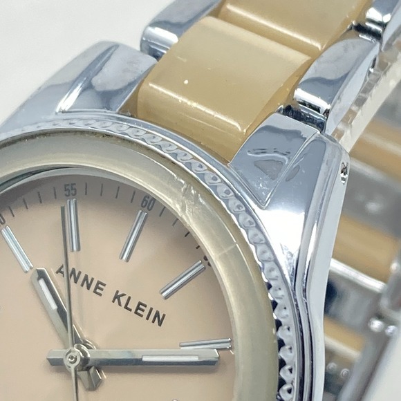 Anne Klein Watch Women 30mm Silver Tone Beige Resin WR 30M New Battery 6.5" - Picture 5 of 16